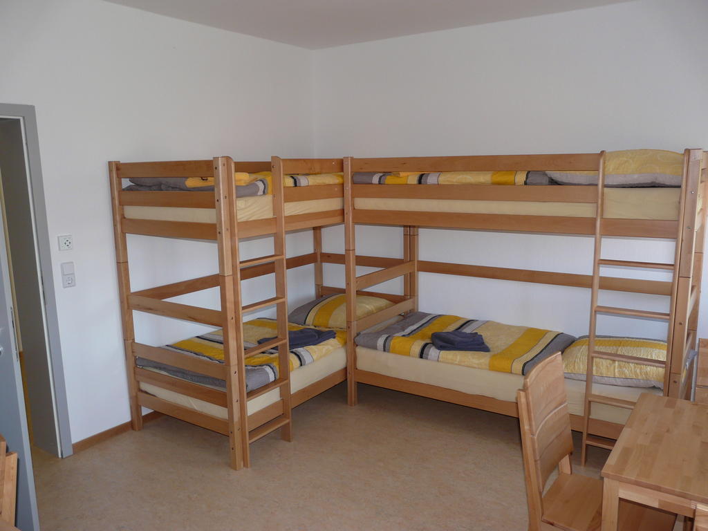 Sport Tourist Hostel Weißenfels Zimmer foto