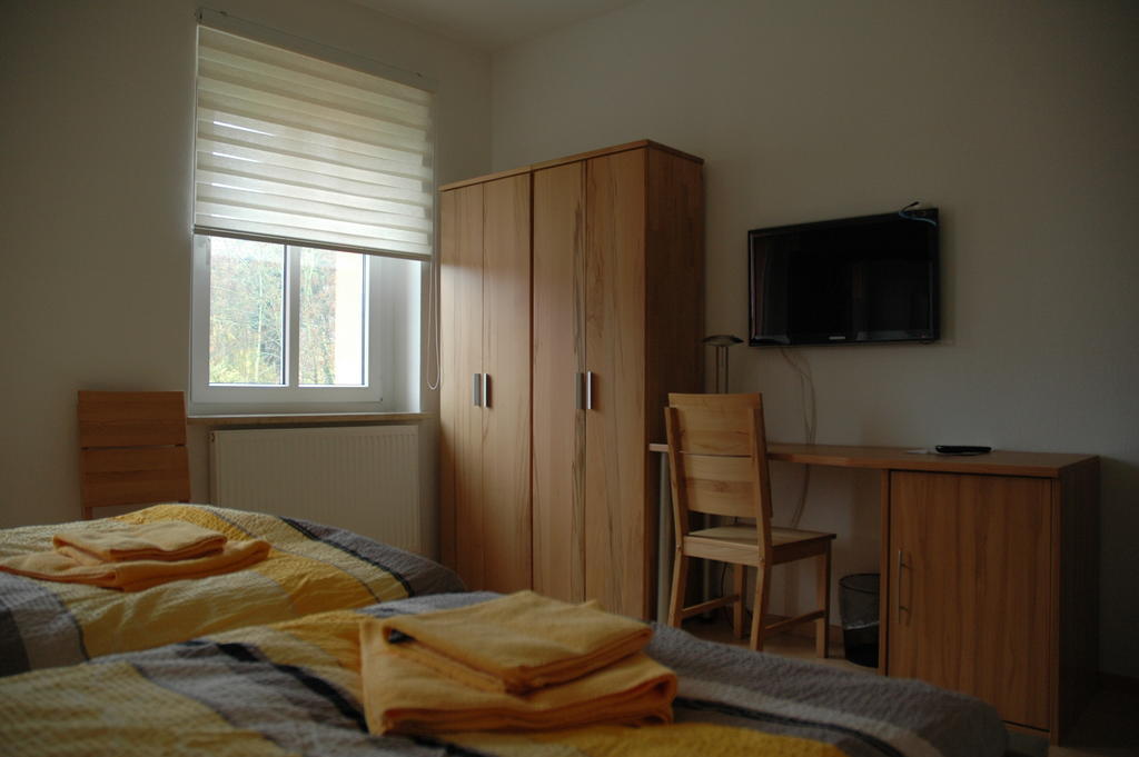 Sport Tourist Hostel Weißenfels Zimmer foto
